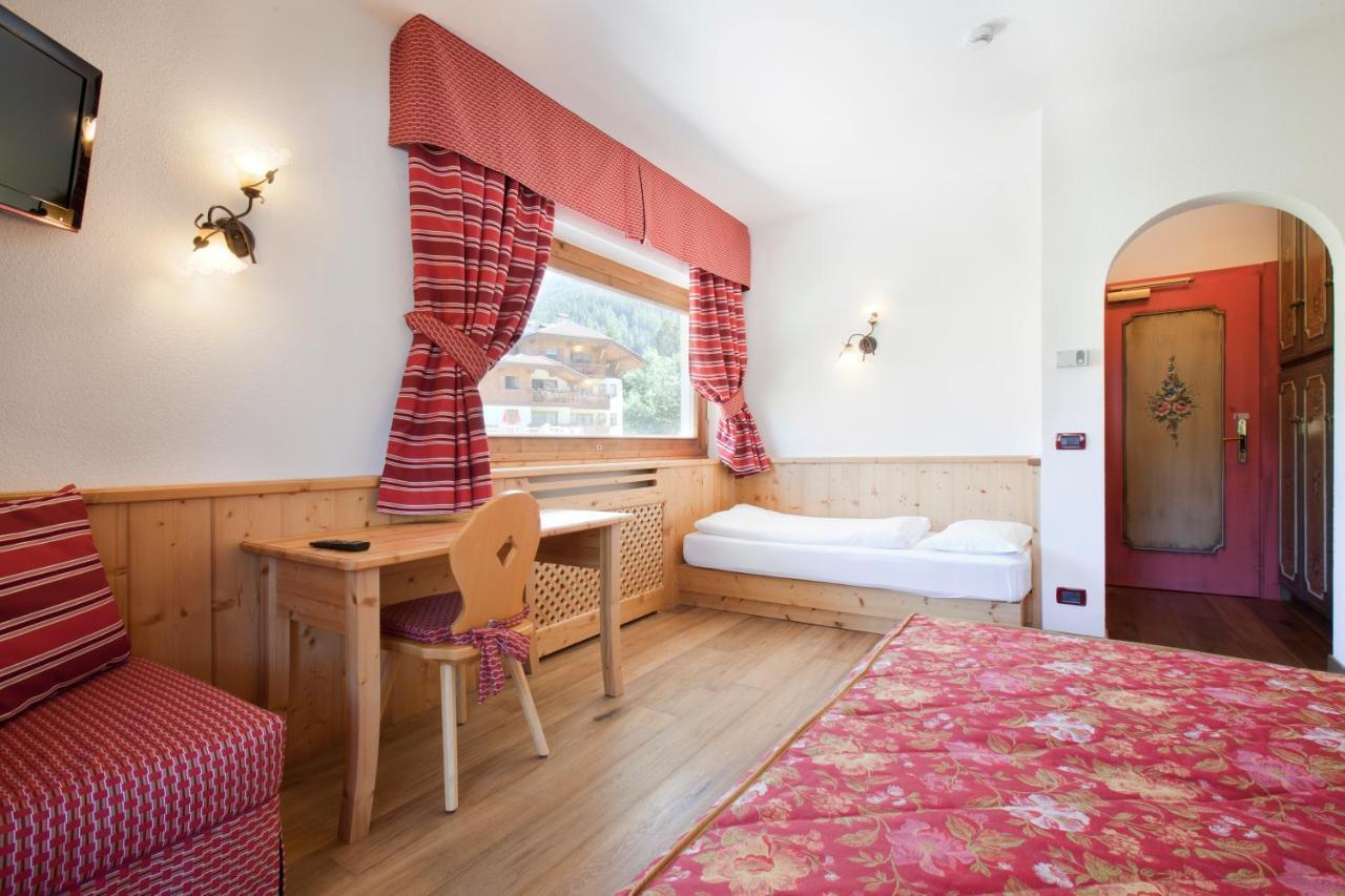 Resort Dolce Casa - Family & Spa Hotel Moena Room photo